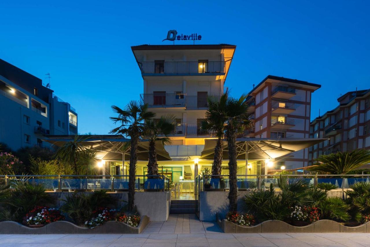 Hotel Delaville Frontemare Jesolo Extérieur photo